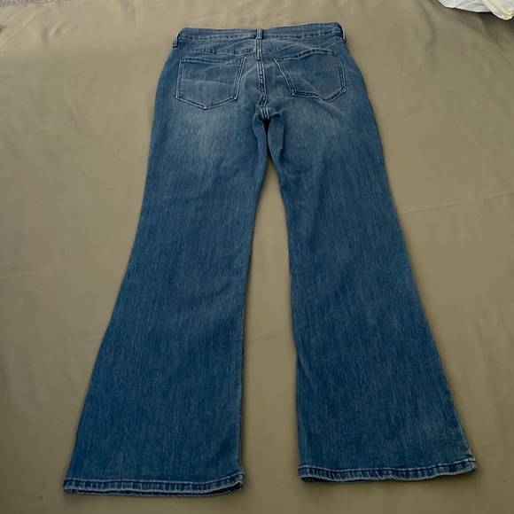 OLD navy HIGH-RISE Flare Legs size 8” Womens JEANS - Picture 5 of 12